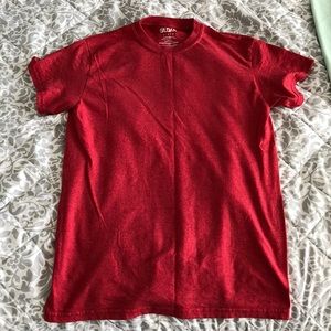 Red short sleeve t-shirt